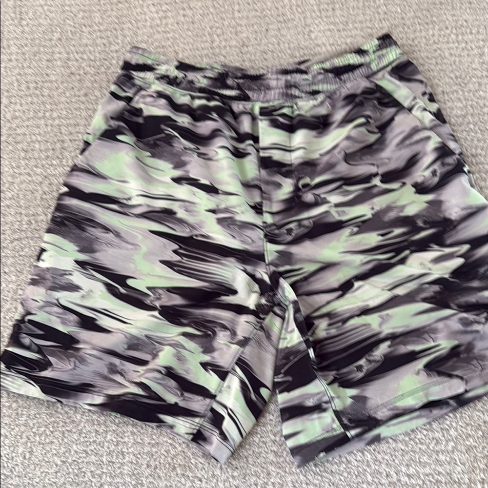 lululemon athletica Men's Athletic Shorts - Black and Green Camo